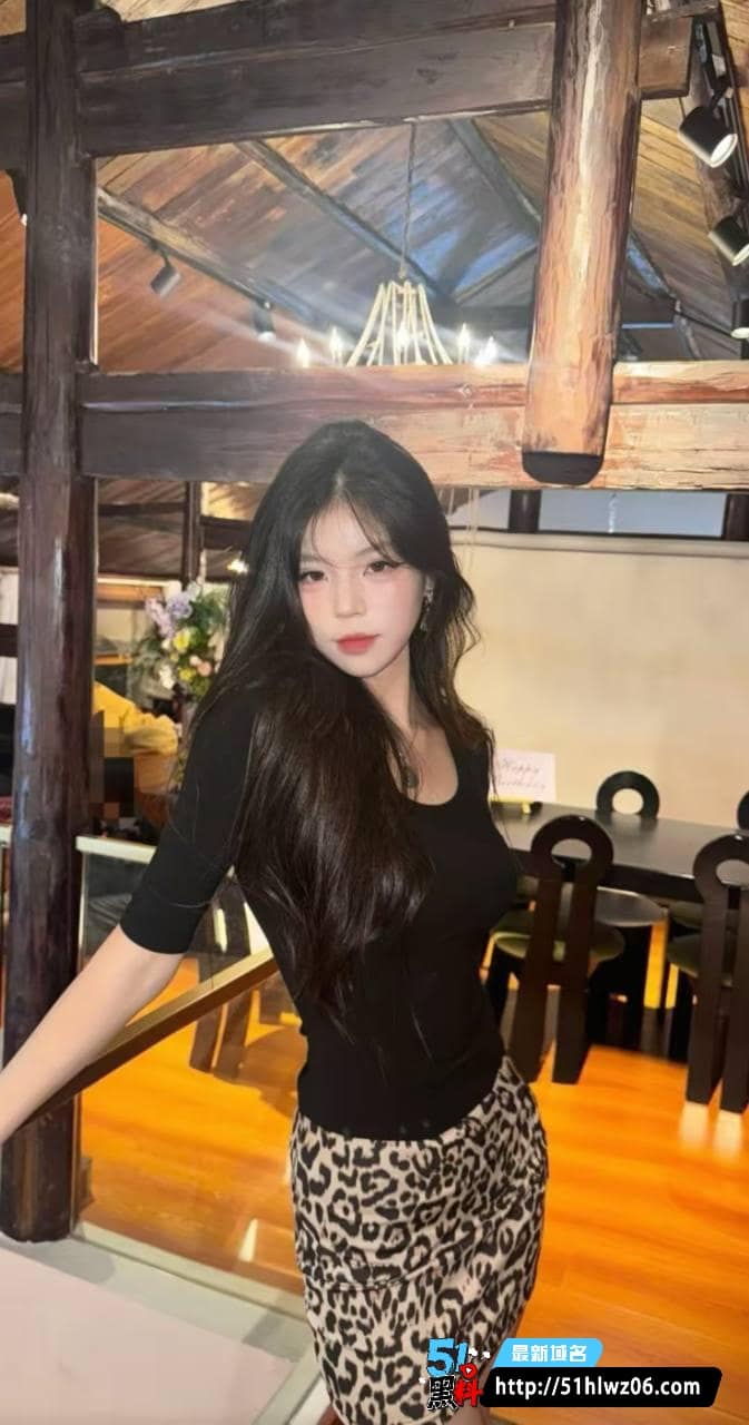 张佳瑶西安交大曲江校区私密视频流出丨这反差尺度真有点顶 大学生私密视频