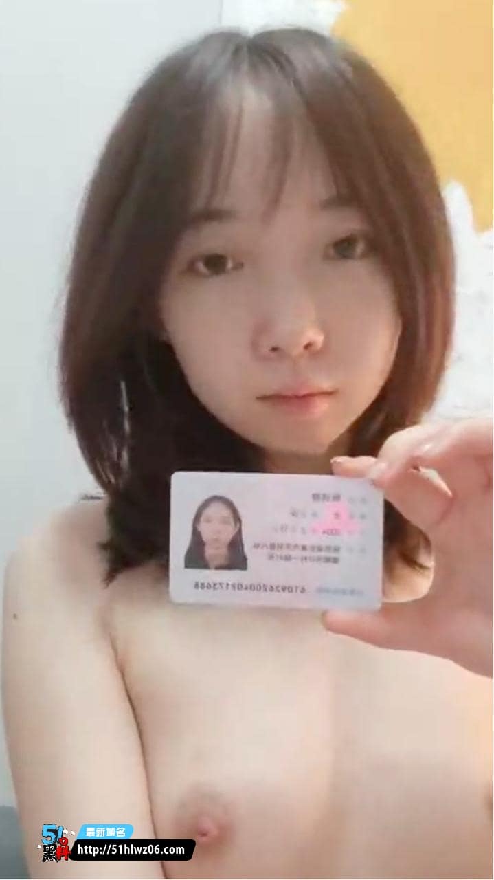 重庆妹子定制私密视频丨看着文静乖巧私下竟这么野 专属视频
