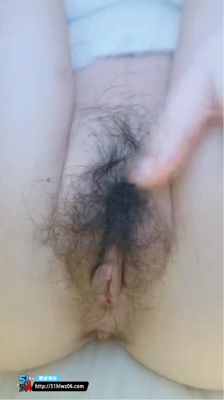 重庆妹子定制私密视频丨看着文静乖巧私下竟这么野 福利