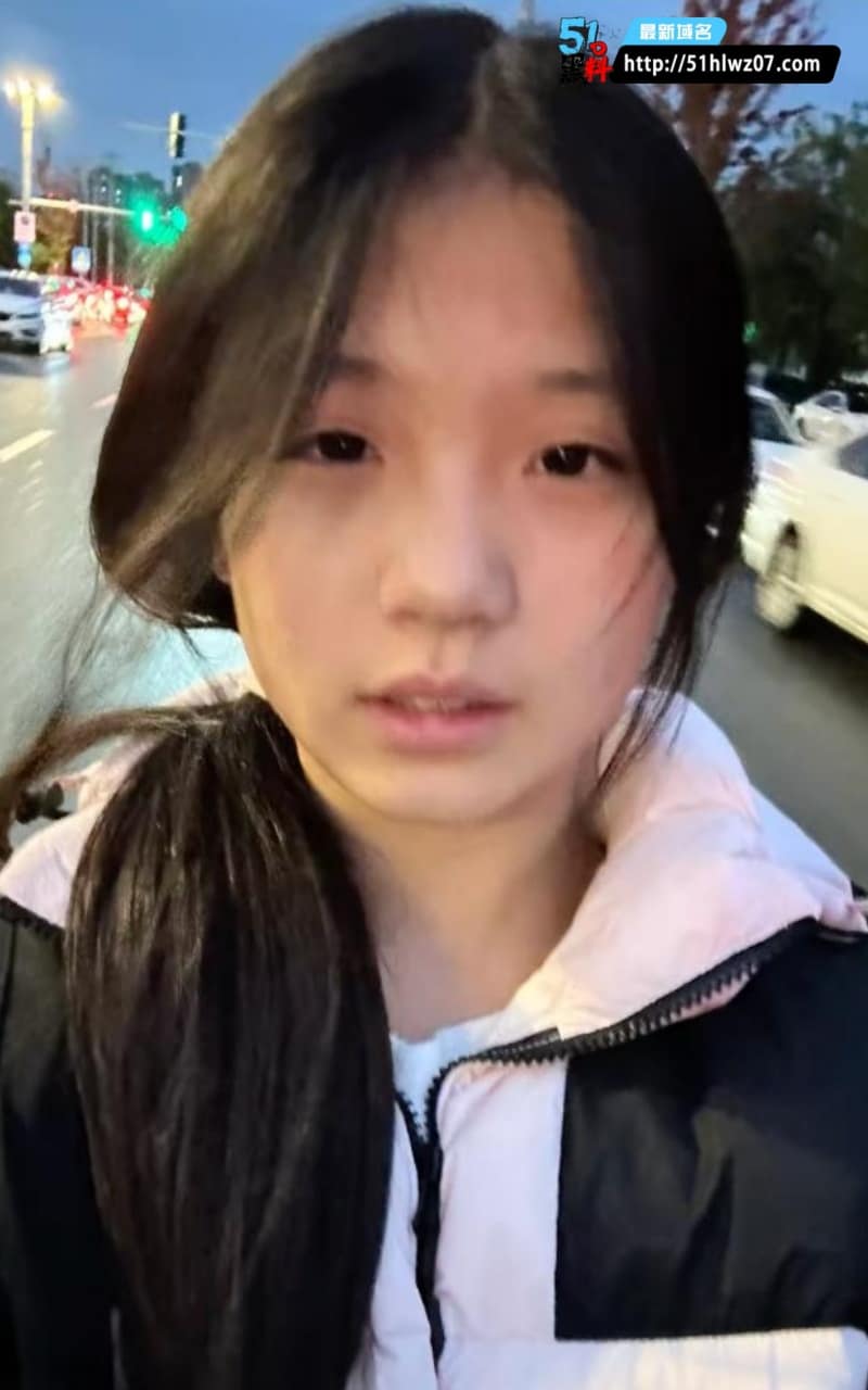 抖音清纯女大反差也太顶了丨这波深喉跪舔我直接看傻眼 JK制服