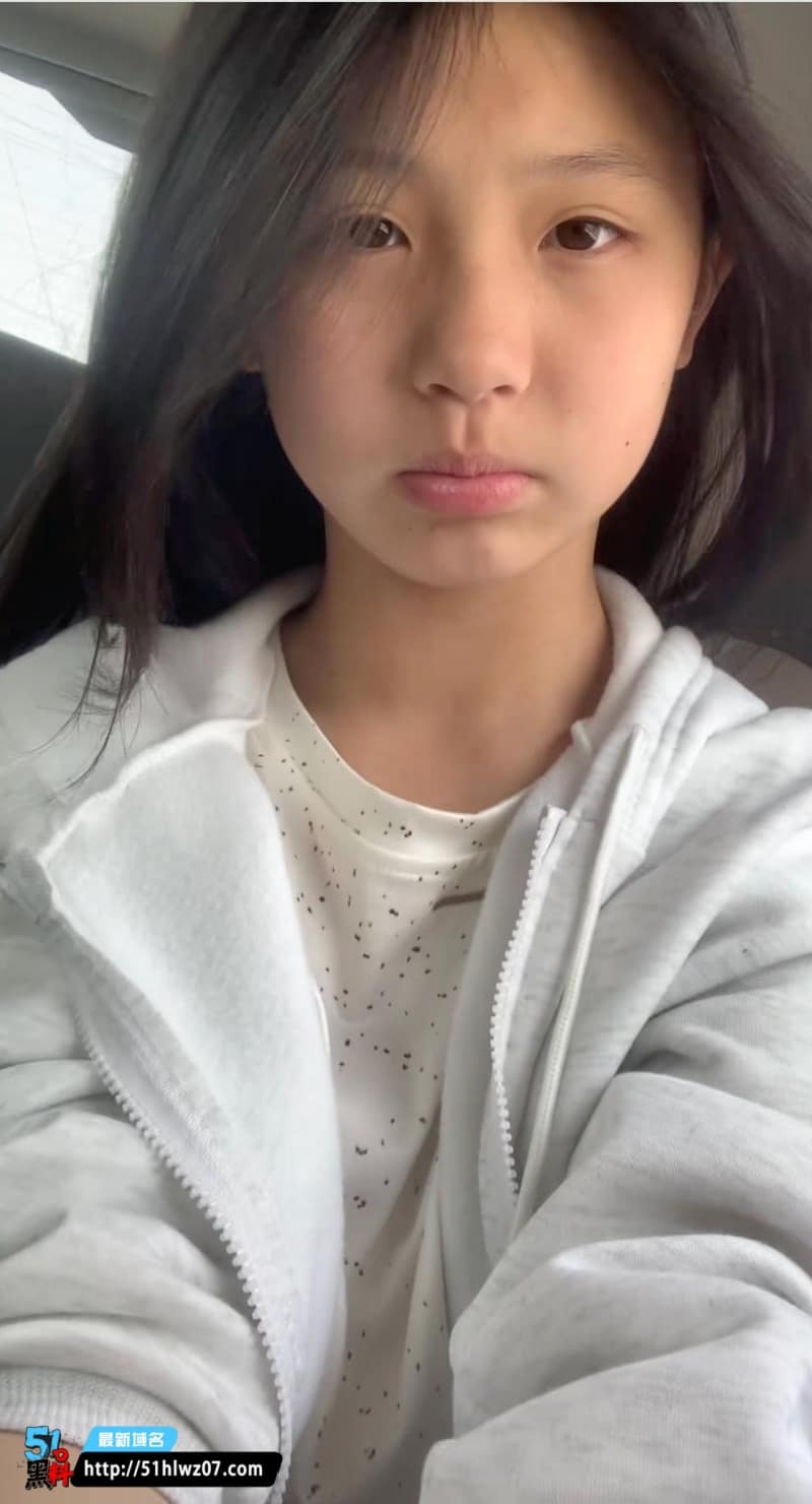 抖音清纯女大反差也太顶了丨这波深喉跪舔我直接看傻眼 网红