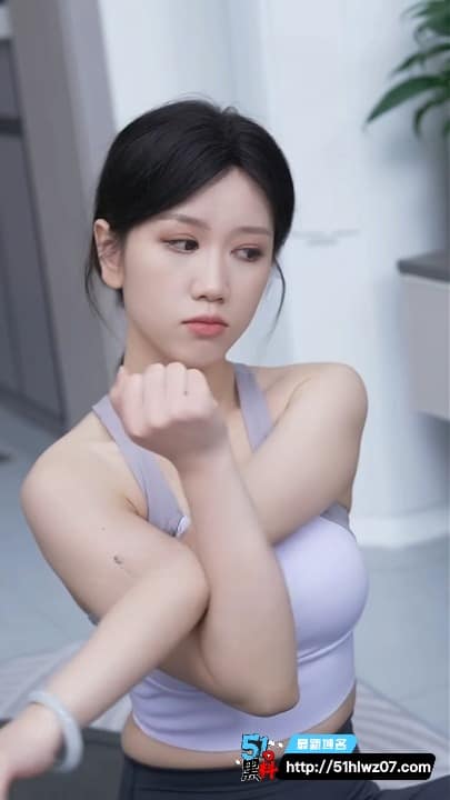 完美逆袭林凡私下玩这么野丨白天商业大佬晚上在泳池被白富美拿捏