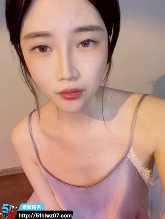小太阳贼大私下玩这么野丨平时软萌的虎牙反差妹被捆绑调教太顶 定制视频