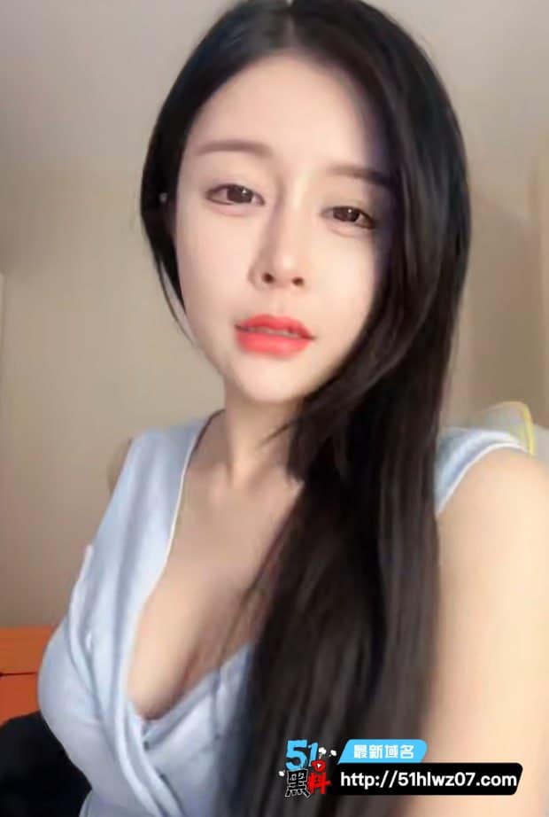 霸气白骨精直播私密实录流出丨黑丝巨乳跳蛋震动太顶了 跳蛋自慰