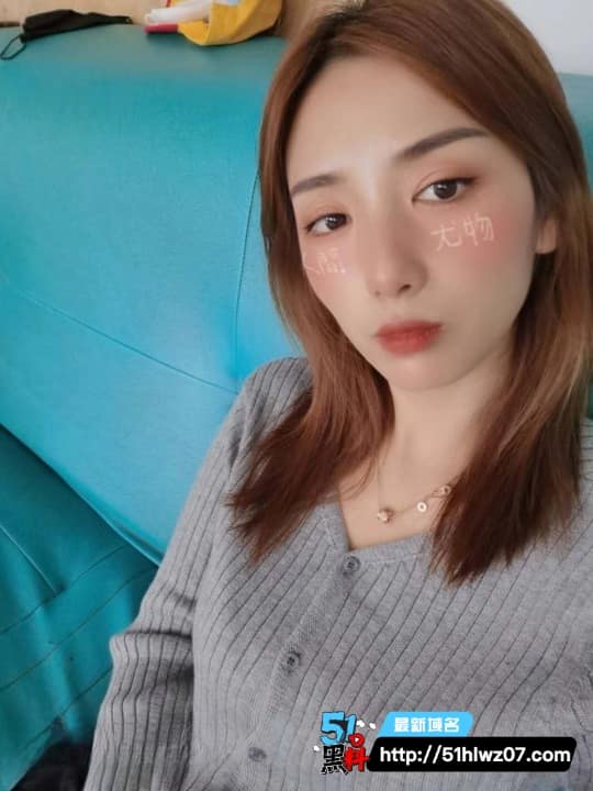 韩雨薇私密视频流出丨上海商场销售反差太大，跟客户在酒店玩疯了 美女销售私密视频