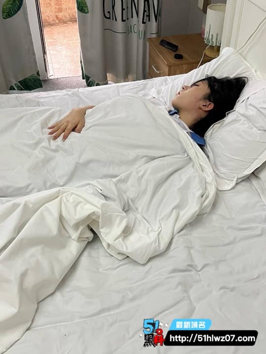 王梦瑶学生妹私密视频流出丨金主酒店包养实录尺度太顶 大学生包养