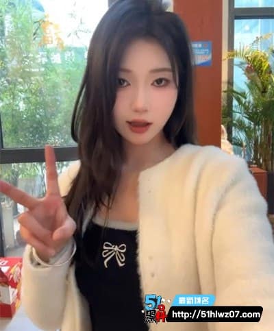 河北美院刘茹私密视频曝光，清纯艺术系嫩妹被调教到翻白眼 调教视频