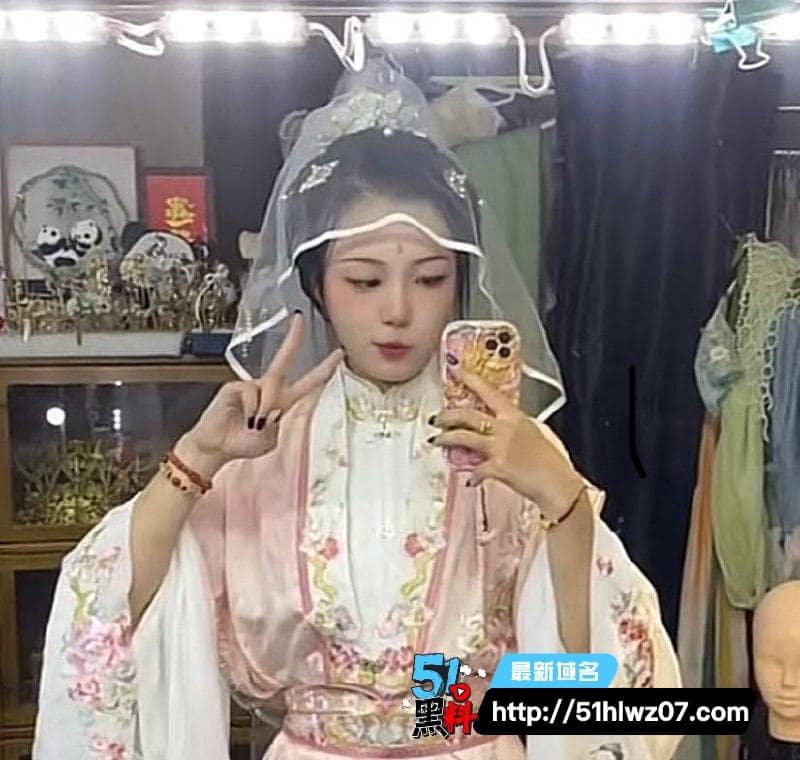 孙悦薇私密视频流出，徐州写真女神私下竟如此浪 写真模特