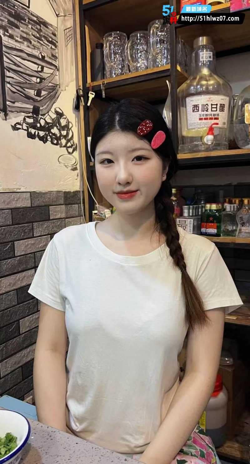李敏琪看着像个乖乖女，私下被金主玩得这么野确实反差