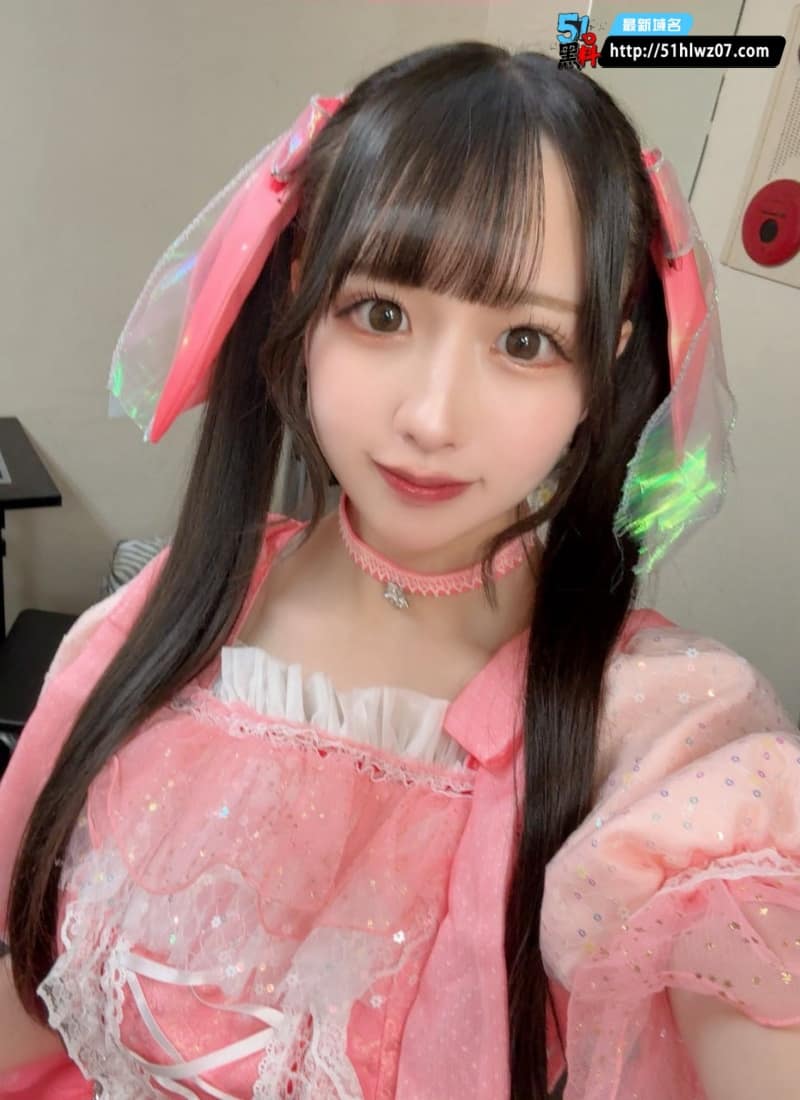 柳川美亚裸聊视频流出私下用AV棒自慰反差感太强 自慰视频