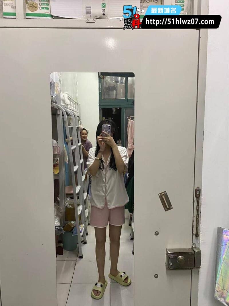 云南医学生张伊看着像个乖乖女，私下跟学长玩得这么野 学生妹爆料