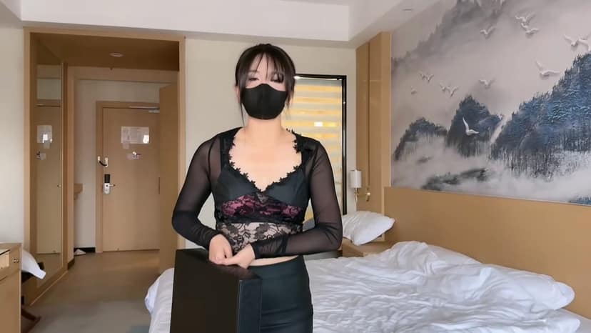 糖心Vlog果儿被金主砸晕头变身骚货按摩师白虎穴被狠插淫叫不止 完整视频在线播放