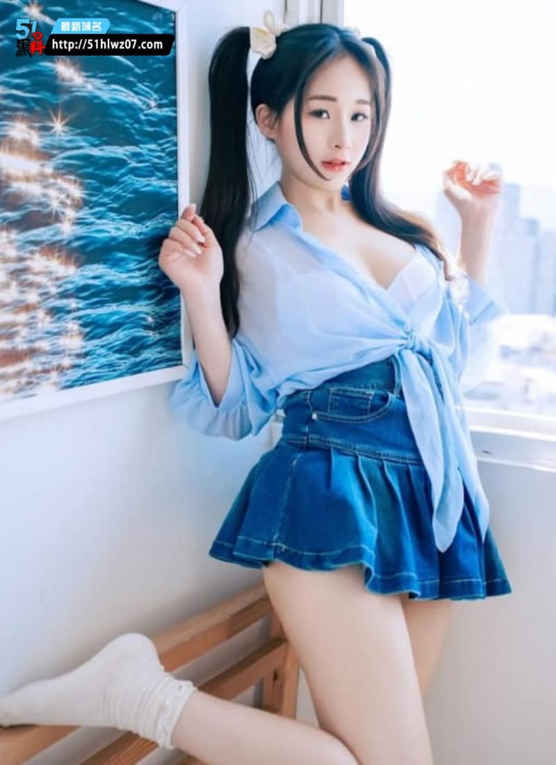 台湾女神婕咪被牵绳强制口爆后入到全身痉挛失控 后入高潮