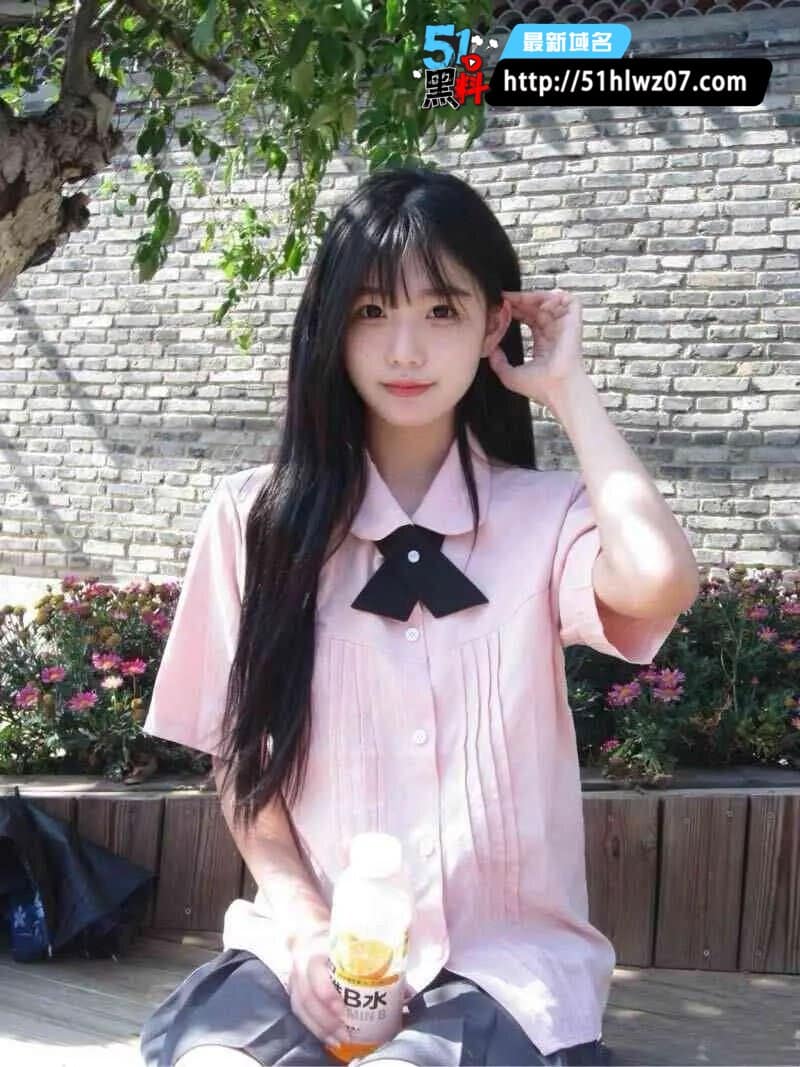 陈瑶这波反差太猛了，南传20岁学生妹被金主包养私拍流出 深喉口交