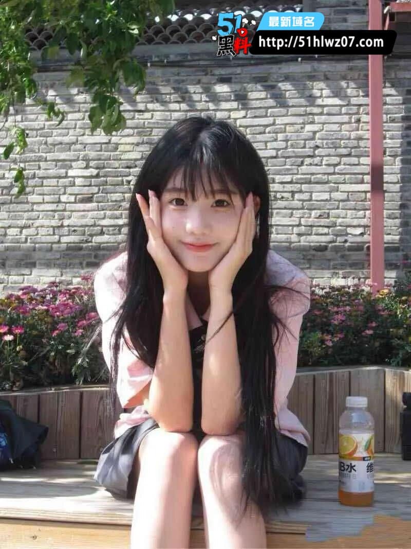 陈瑶这波反差太猛了，南传20岁学生妹被金主包养私拍流出 中出视频