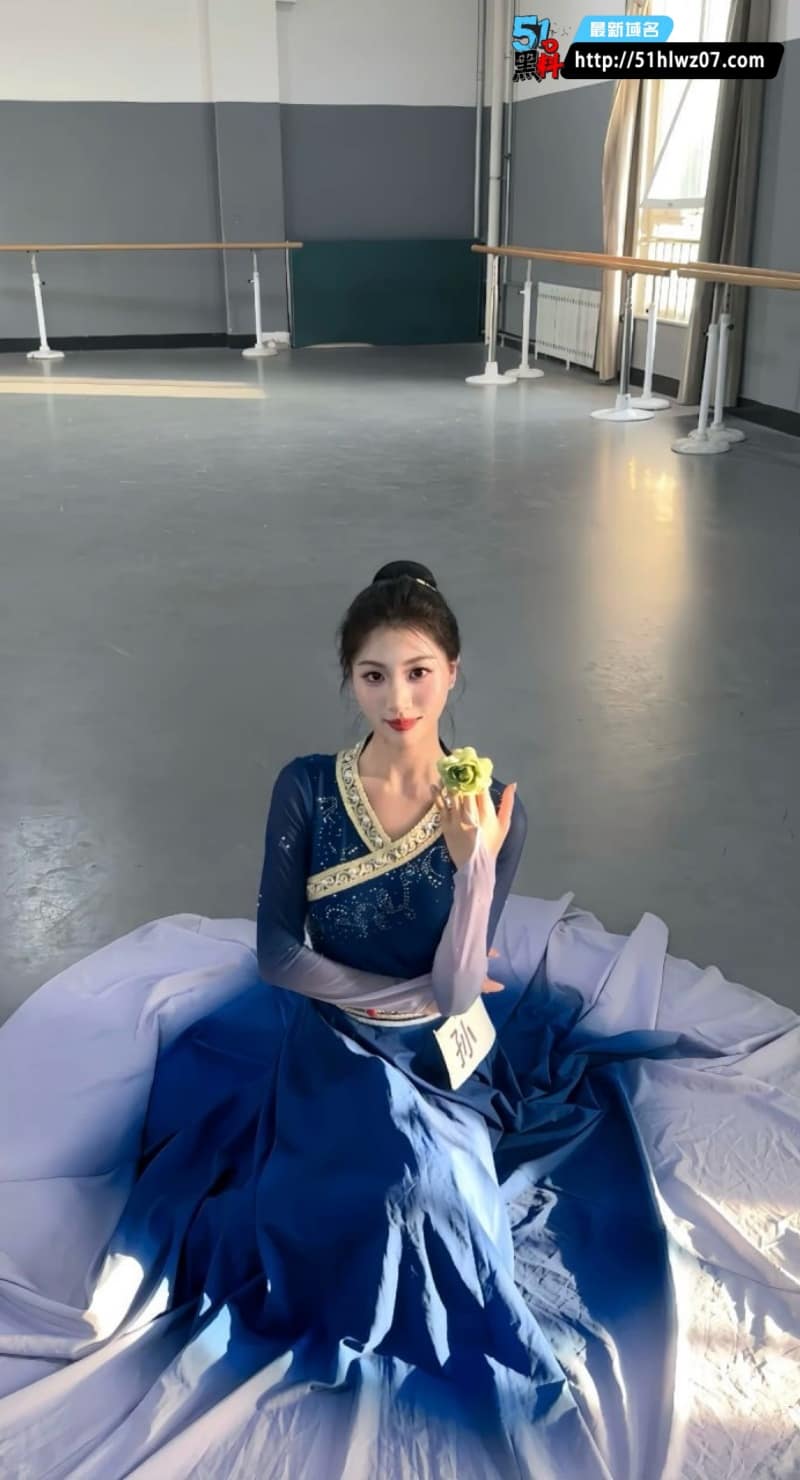 任宛瑜这波反差我真绷不住，北舞尤物私下这么浪？