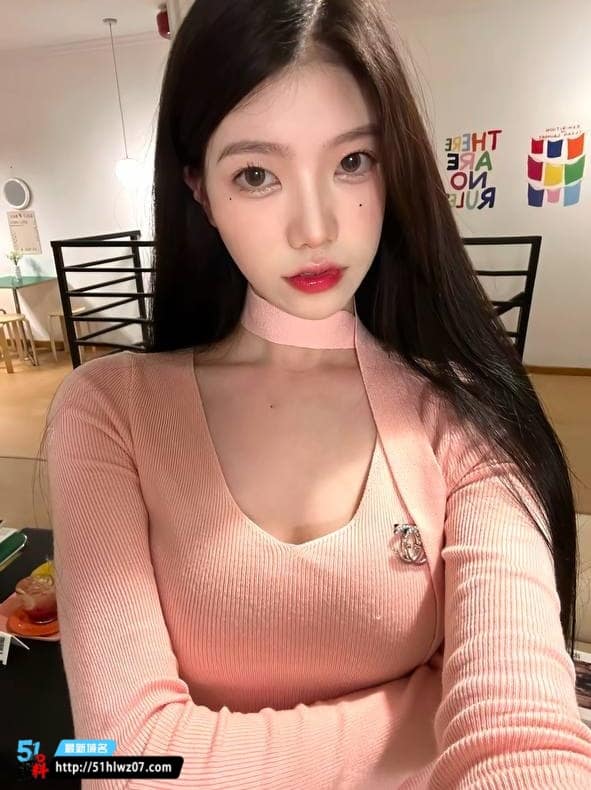 丝袜美足极品保养，女神脚趾灵活蜷动让男人彻底失控 高跟鞋诱惑