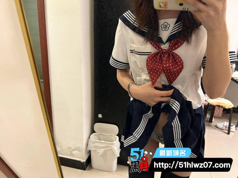 天津外国语大学乖乖女反差视频，带狗链求调教细节太顶 福利