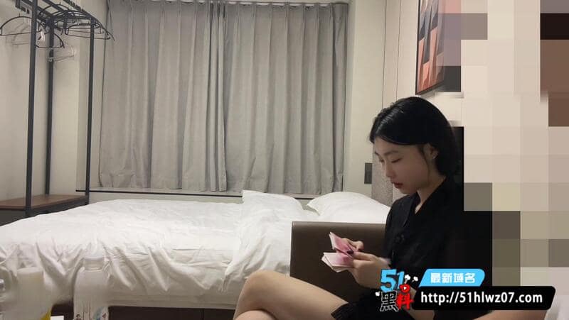 成昆探花上海清纯妹实录丨黑丝嫩穴刚开荒喊疼反差太猛 黑丝反差
