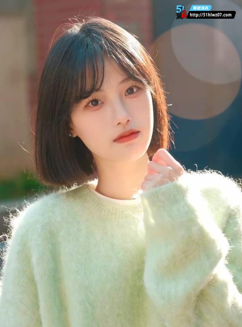 最美宝儿人设清纯私下这么野丨肉色健身美女跪趴被猛操喷水
