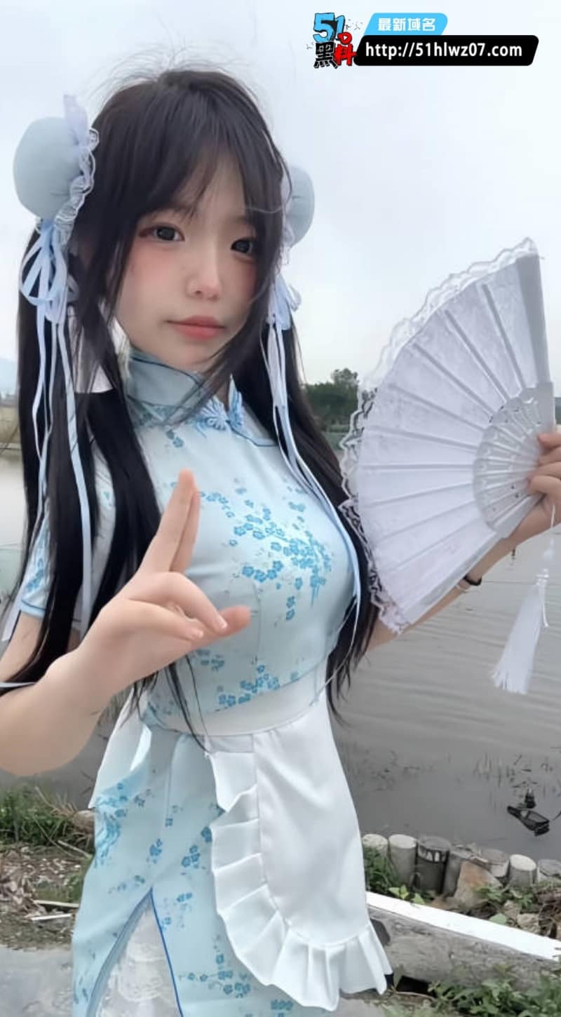 静静子这波1V1定制私密视频太顶了，白虎嫩妹浪叫喷水直接看呆 爆料