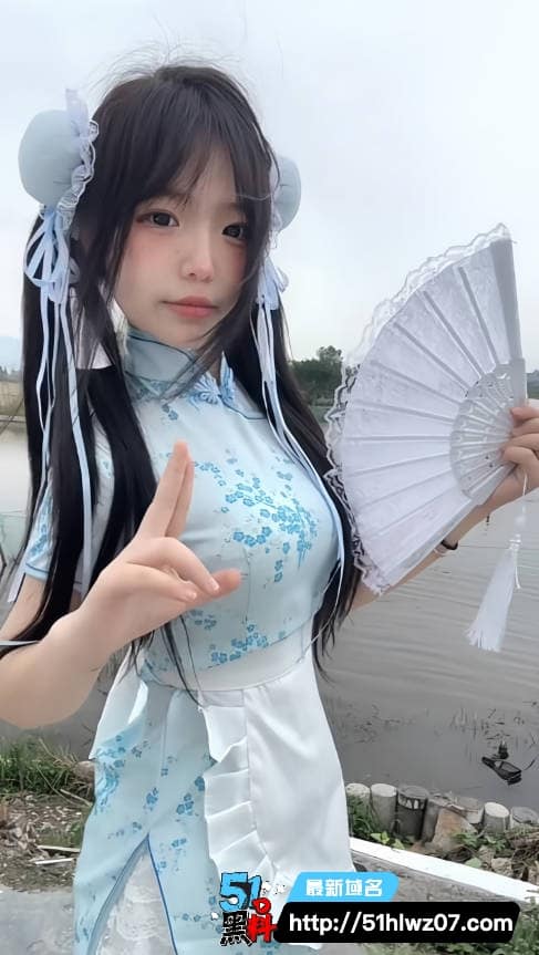 静静子私下玩这么野丨抖音甜美嫩妹1V1会议视频揭露母狗真面目 网红