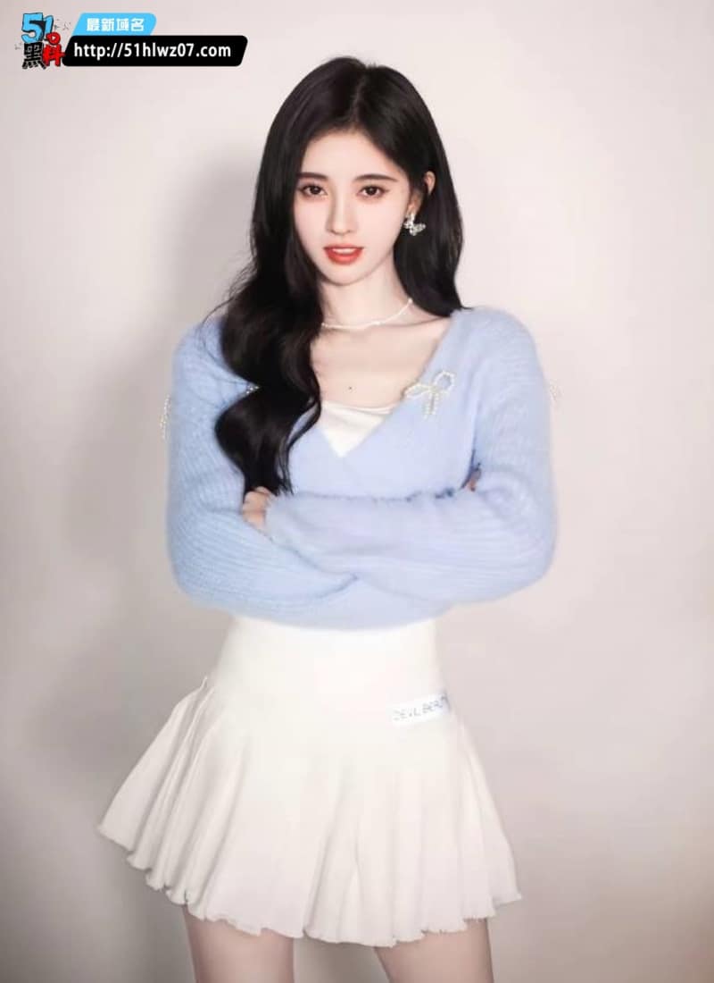 鞠婧祎AI换脸制服私拍被按床猛干肉穴汁水四溅 巨乳少妇