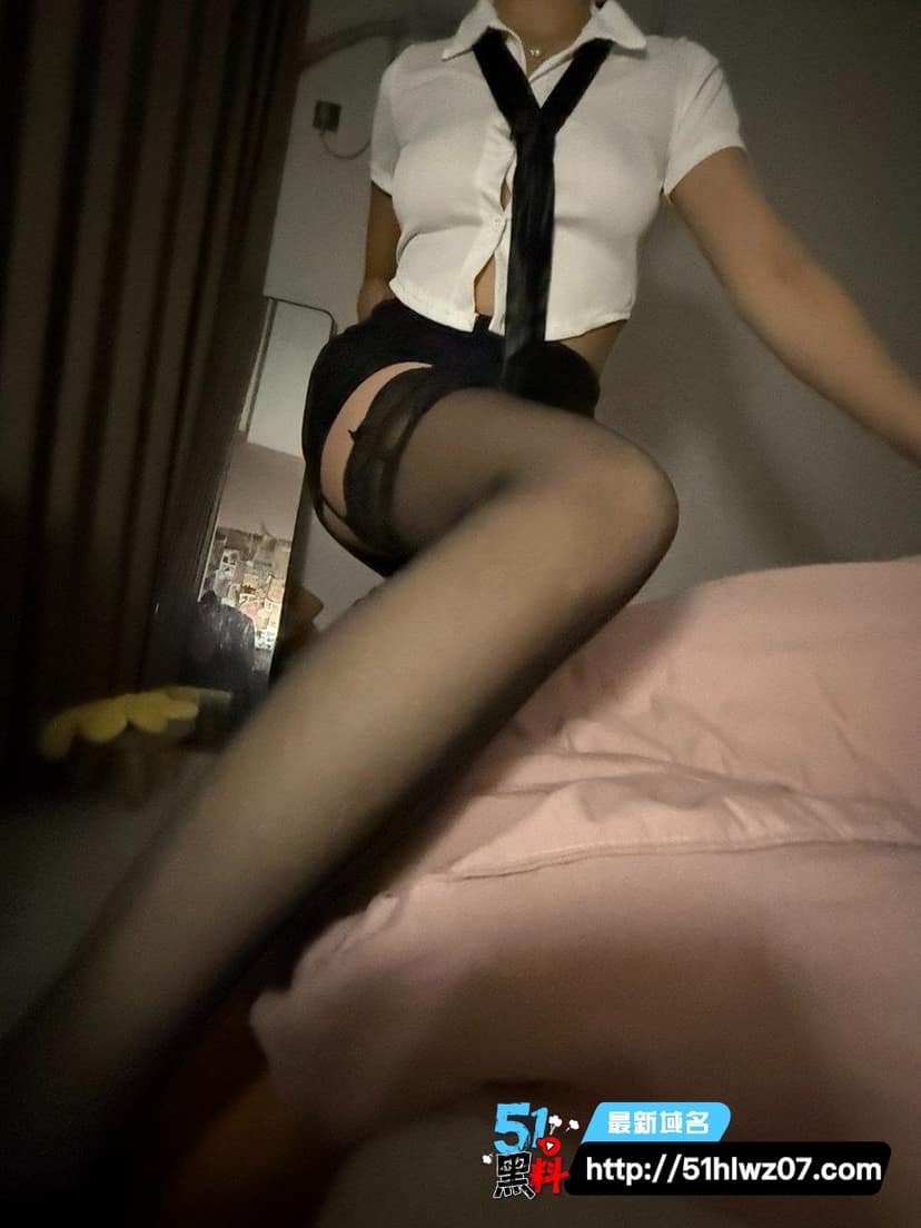 前女友极品身材被前任公开丨你点开就看到大奶翘臀被顶到深处 粉嫩小穴