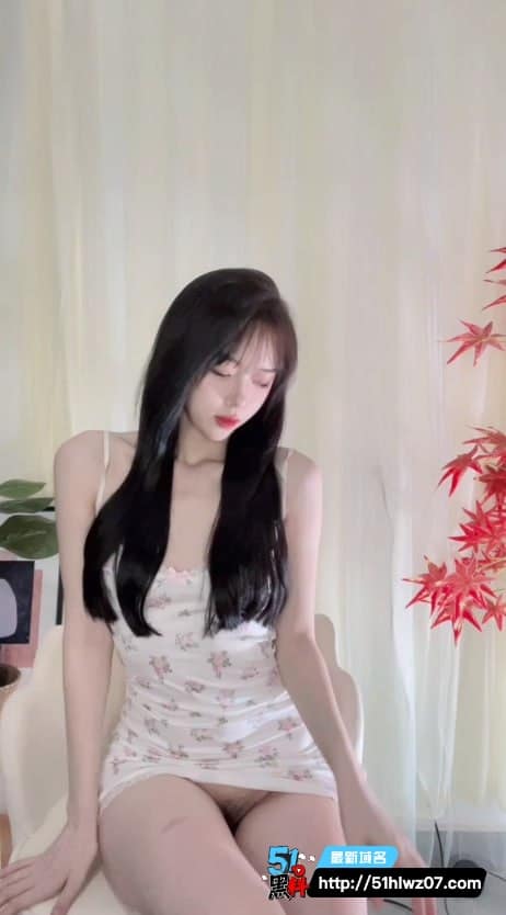 movo露脸反差女自慰合集流出丨极品巨乳翘臀骚舞直接顶爆 自慰实录