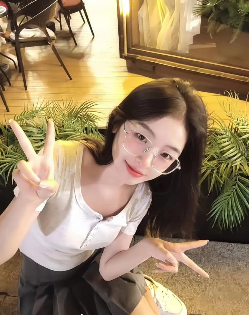 王丽妍私密视频流出,清纯乖乖女私下反差大到离谱 完整视频在线播放