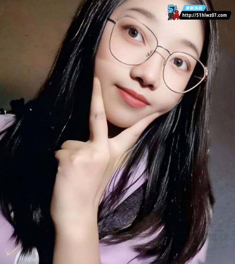 留学生眼镜女神私密视频流出被男友猛操巨乳狂晃细节太顶 福利