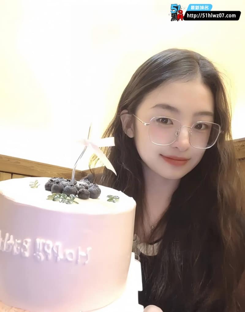 王丽妍私密视频流出，清纯乖乖女私下反差大到离谱 网红