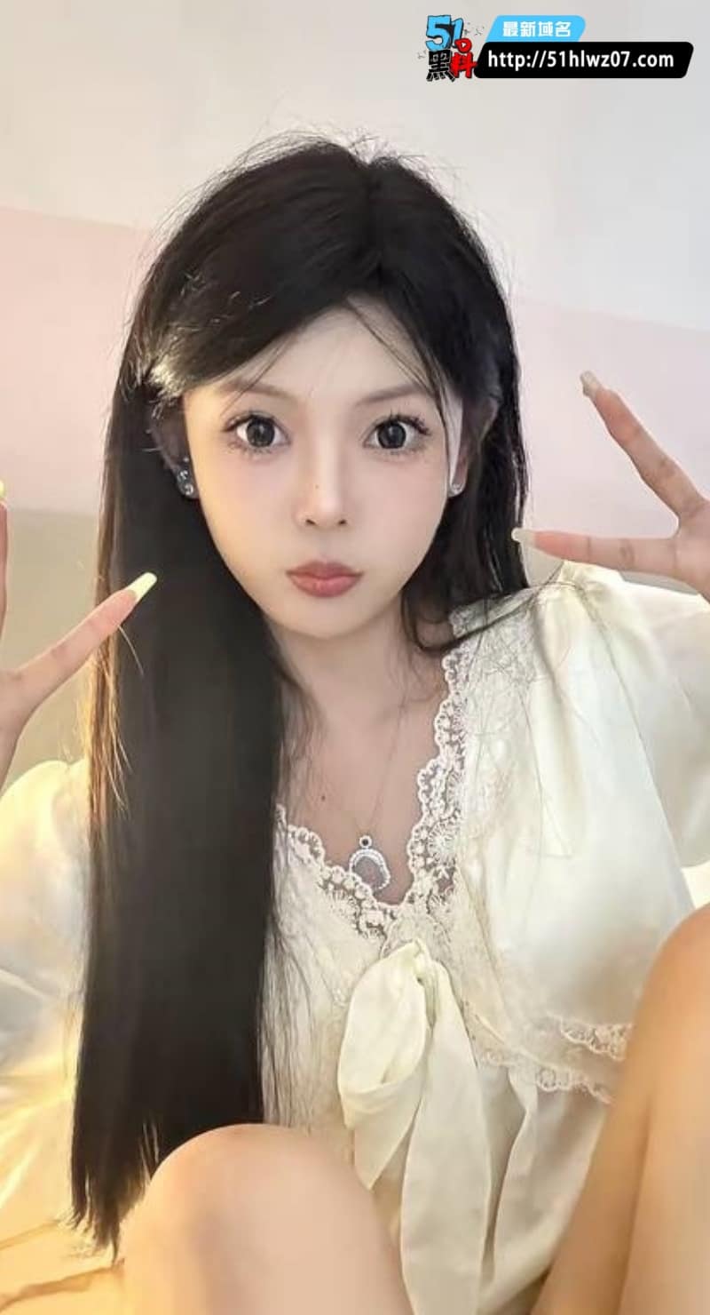 抖音奶香婴儿肥女神私密实录流出丨这波肉感反差真的绝了 婴儿肥美女