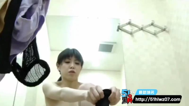 芭蕾舞者更衣室偷拍换衣过程嫩乳翘臀若隐若现太顶了 福利视频