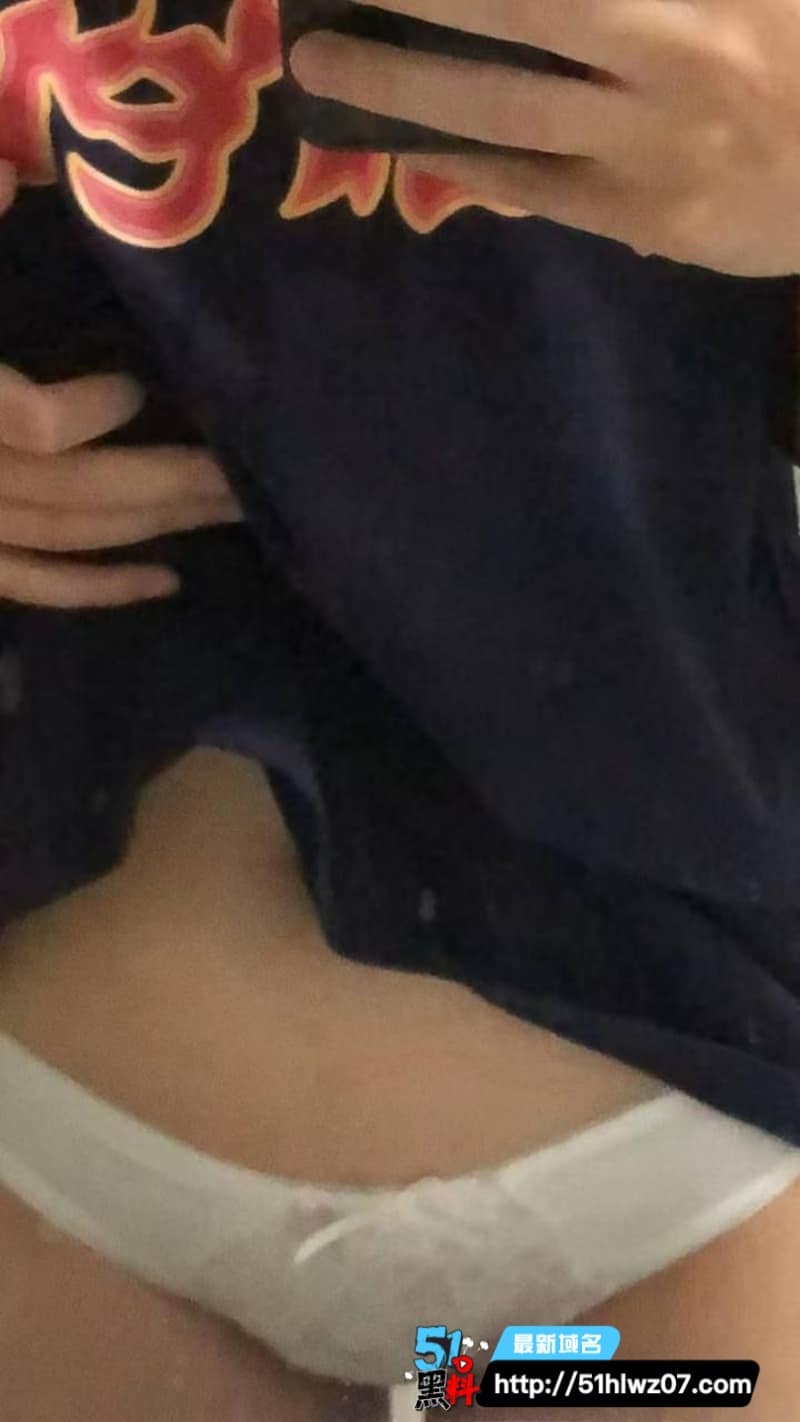 马贞玉这波反差太绝了，黑龙江护理学校校花劈腿视频被前任公开 大学生