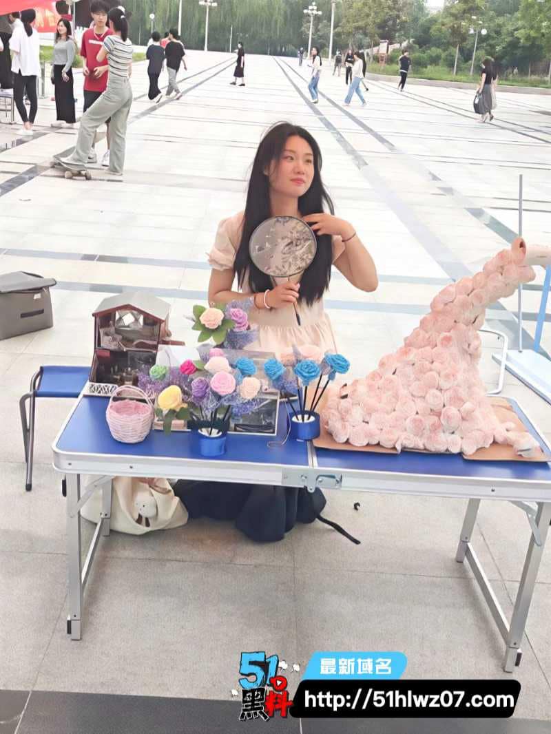 林静怡看着像个乖学生丨私下录屏玩得这么野反差真绝了 学生妹自慰