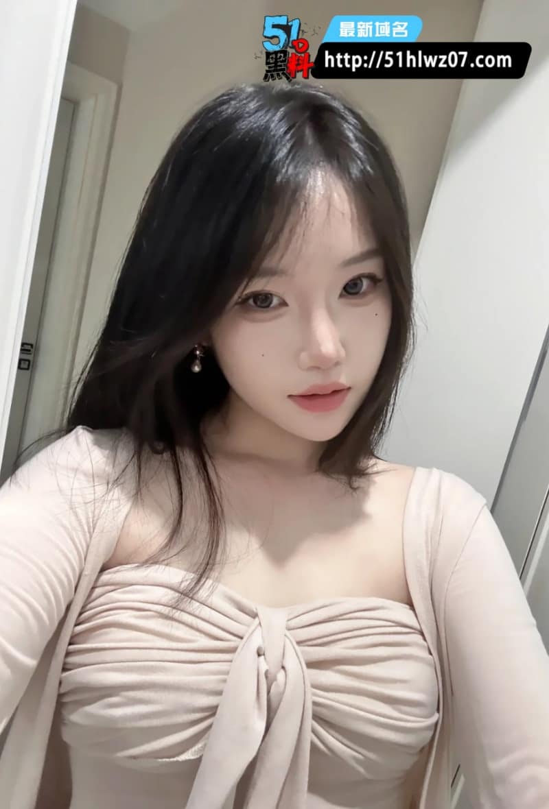 王巧妤表面是高冷夜场女王，私下找鸭子开房三天反差太顶 福利