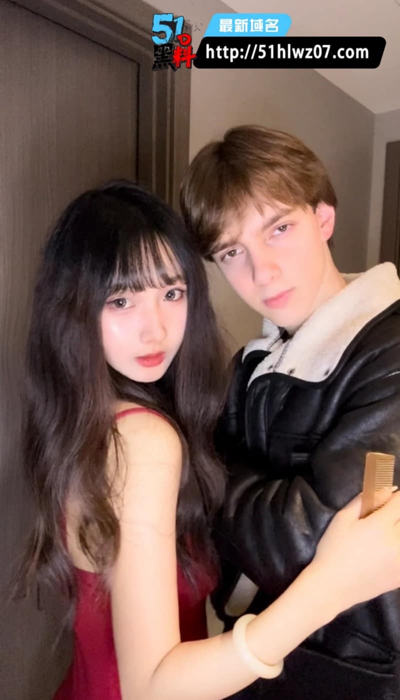 留学生小薇私密视频流出丨清纯学霸私下被白男猛操反差太顶