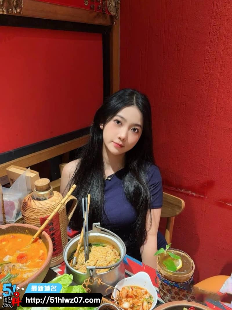 法国留学生姐妹私下玩这么野？回国变矜持仙女反差太顶 洋屌