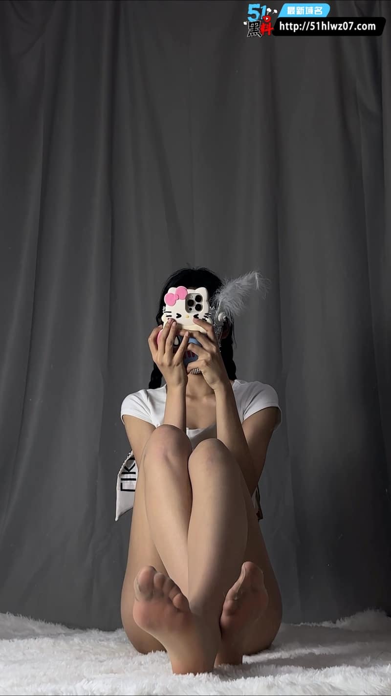Dr.kiki这蜜桃臀我真没绷住，JK白丝配巨乳简直是极品