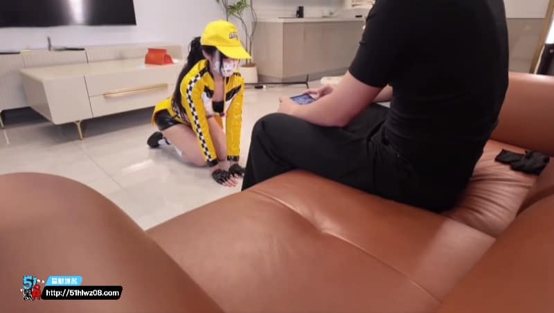 糖心Vlog小橘子黑丝足交口活深喉内射被玩到眼神迷离 美足