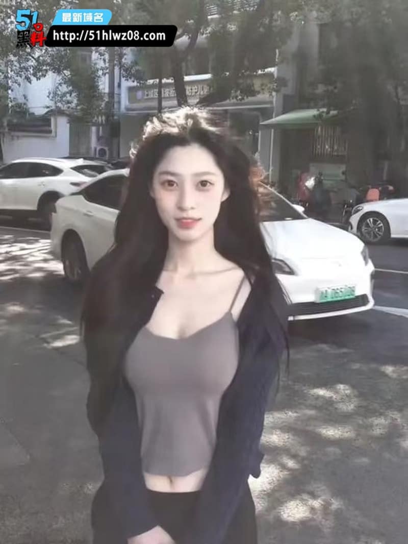 武汉大学校花李娜毕业聚会视频流出跪床深喉反差太顶 大学生福利视频
