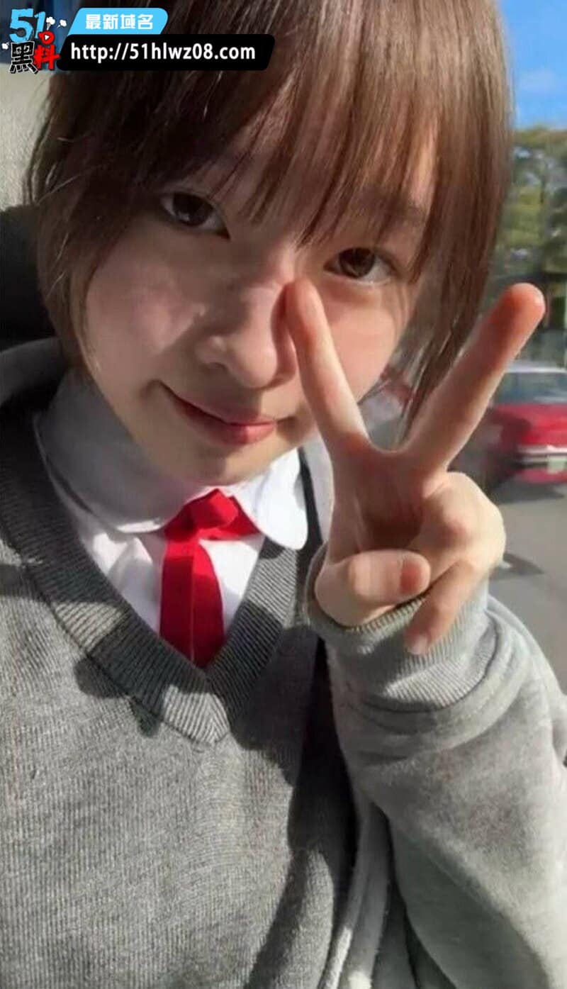 黄语洁看着像个纯情大学生丨私下拍的视频尺度直接拉满
