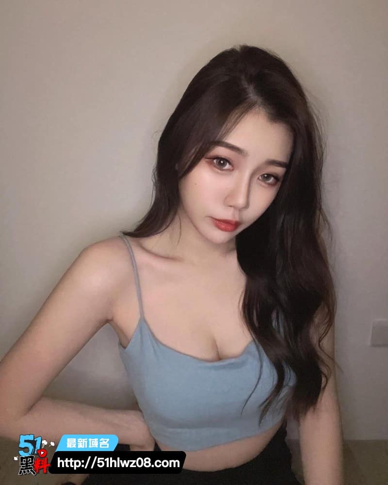 ChloeLin私密视频流出丨台湾美睫网红反差太大尺度真顶