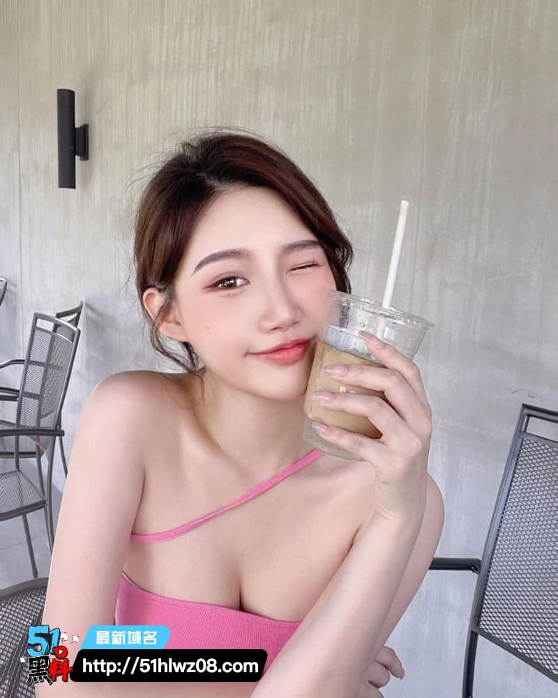 ChloeLin私密视频流出丨台湾美睫网红反差太大尺度真顶 反差爆料