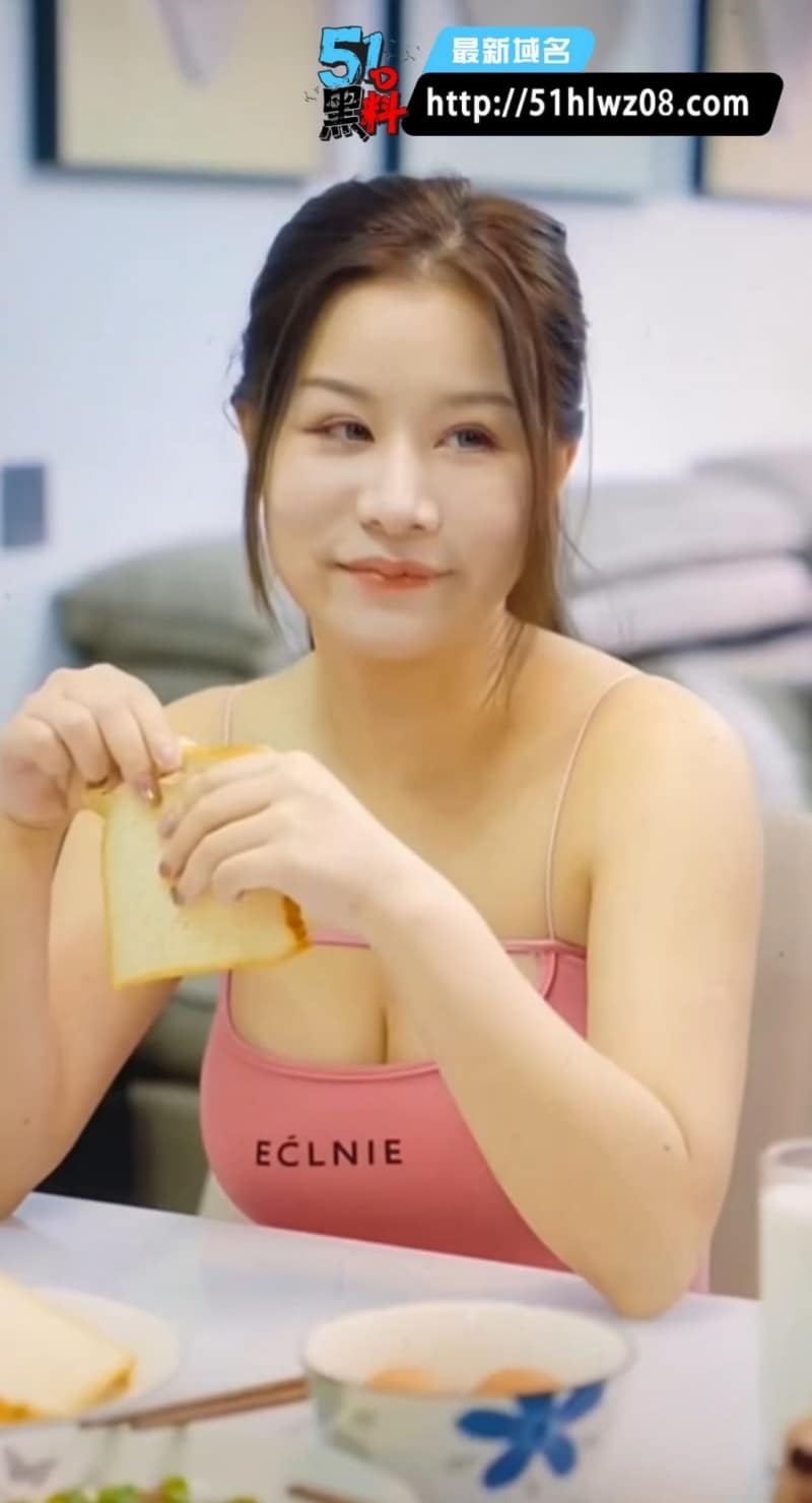 异想遐思眼镜御姐反差起底，斯文女神车内失控细节太顶 短剧