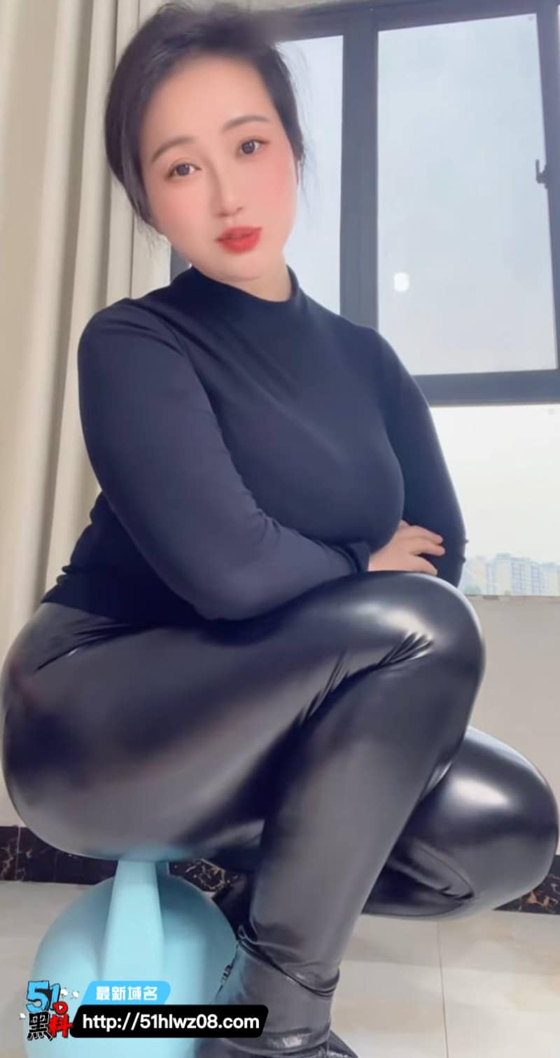 豆芽菜私密视频流出丨黑色蕾丝内衣揉奶娇喘这波尺度真顶 揉奶自慰
