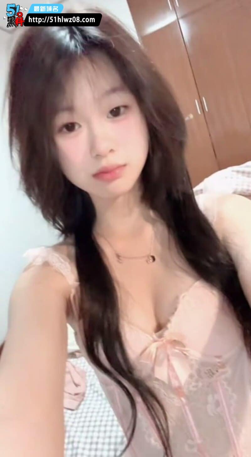 失泽爱这波反差我是真没绷住，纯欲萌妹私拍流出直接变身