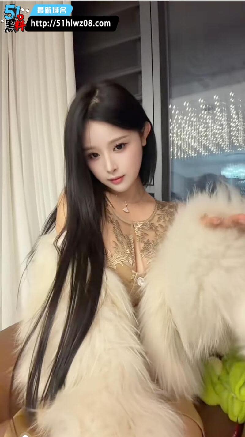 兔兔baby看着像没被污染的甜妹，私下裸聊脱光自慰反差太强 甜妹反差