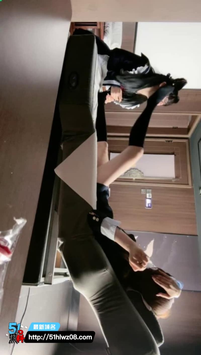 美美子私密调教实录流出丨包养嫩妹被玩到失控这波反差太顶 字母圈